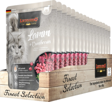 Load image into Gallery viewer, Leonardo Lamb + Cranberries